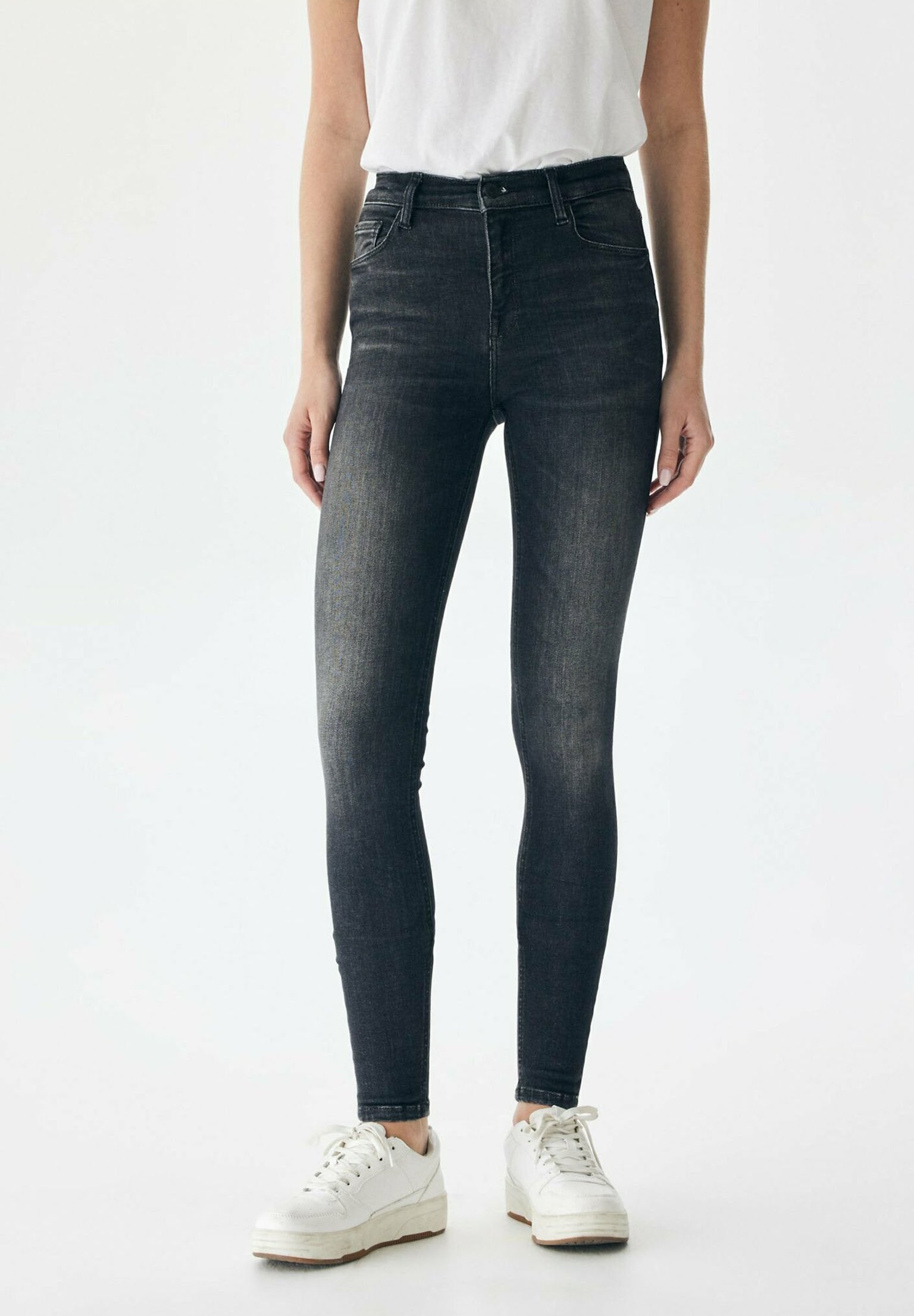 LTB AMY X ELLERY UNDAMAGED WASH