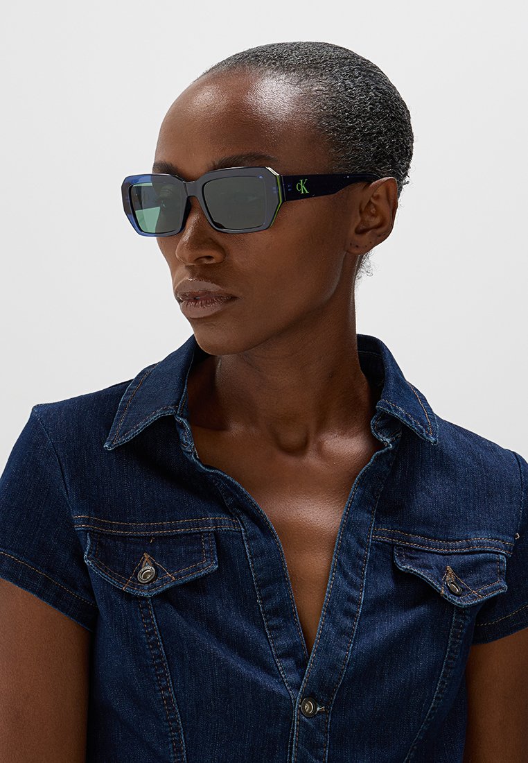 Calvin Klein Jeans Sonnenbrille Media 2