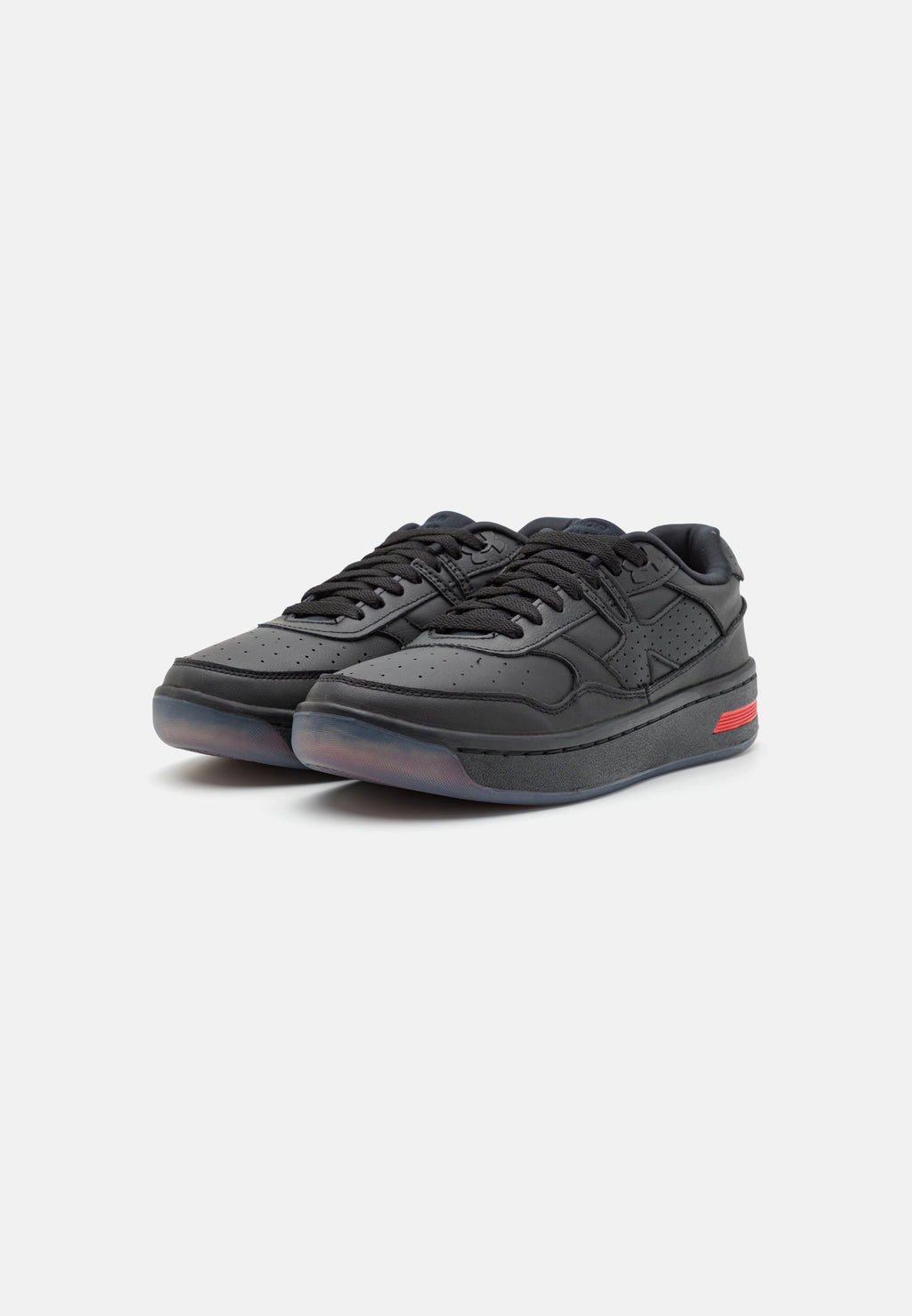 Under Armour COURT 96