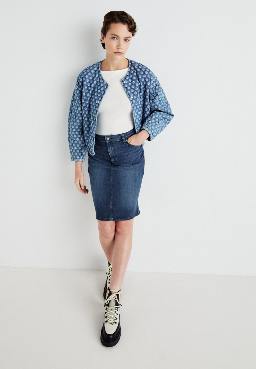 Lee MIDI SKIRT