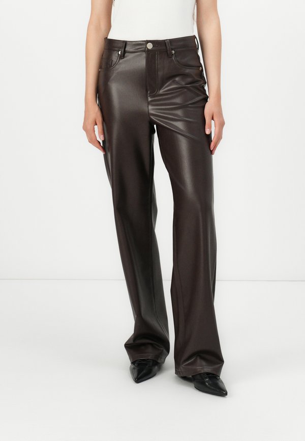 Vero Moda Wide-leg VMTESSA High rise - Trousers - chocolate torte