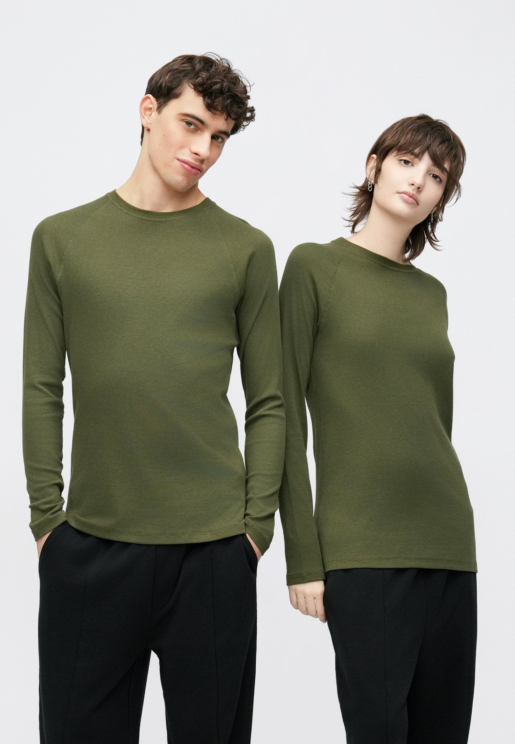 YOURTURN 3PACK MUSCLE FIT LONG SLEEVED