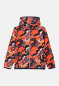 Fleece-Kapuzenjacke mit abstraktem Muster in Orange, Schwarz und Grau. Ausgestattet mit einem Frontreißverschluss und Seitentaschen.