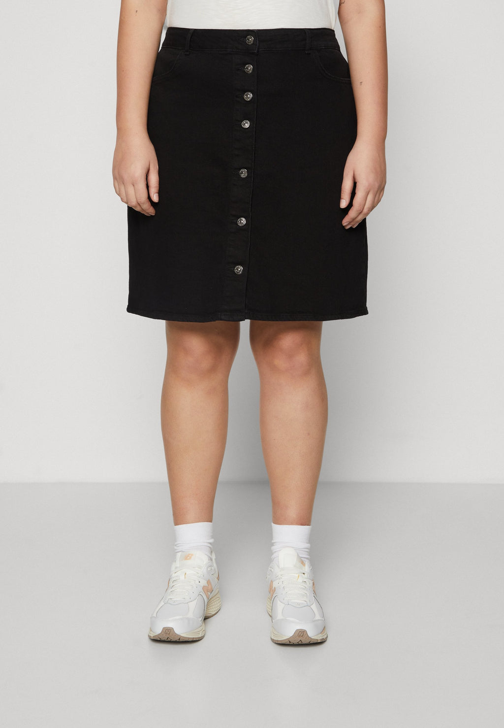 CARMANNI SKIRT Media 3