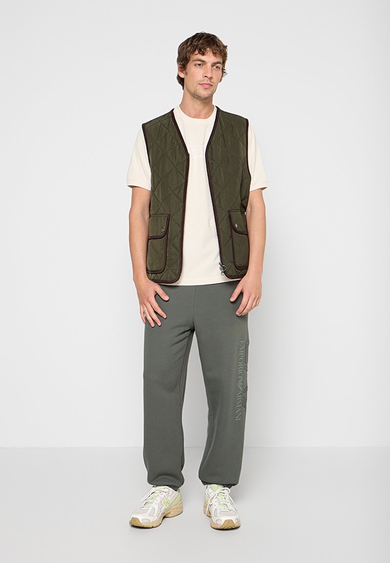 EA7 Emporio Armani Jogginghose Media 4