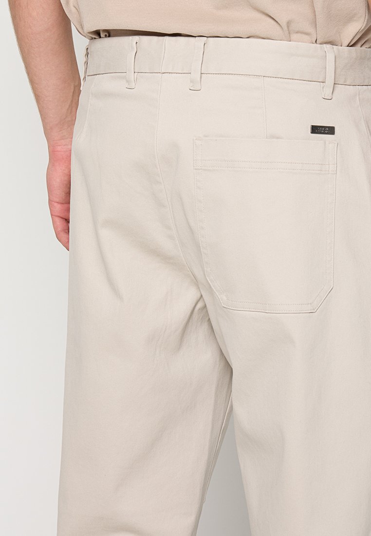 Armani Exchange Stoffhose Media 6