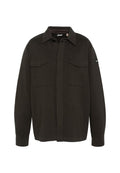 Dunkelgrünes, strukturiertes Hemdjacke mit zwei vorderen Taschen, langen Ärmeln und umschlagbarem Kragen. Markenetikett am Halsauschnitt.