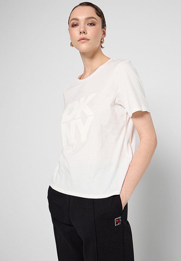 DKNY REGULAR FIT