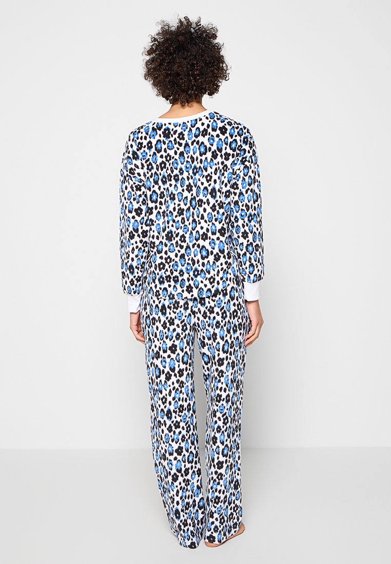 DKNY Loungewear