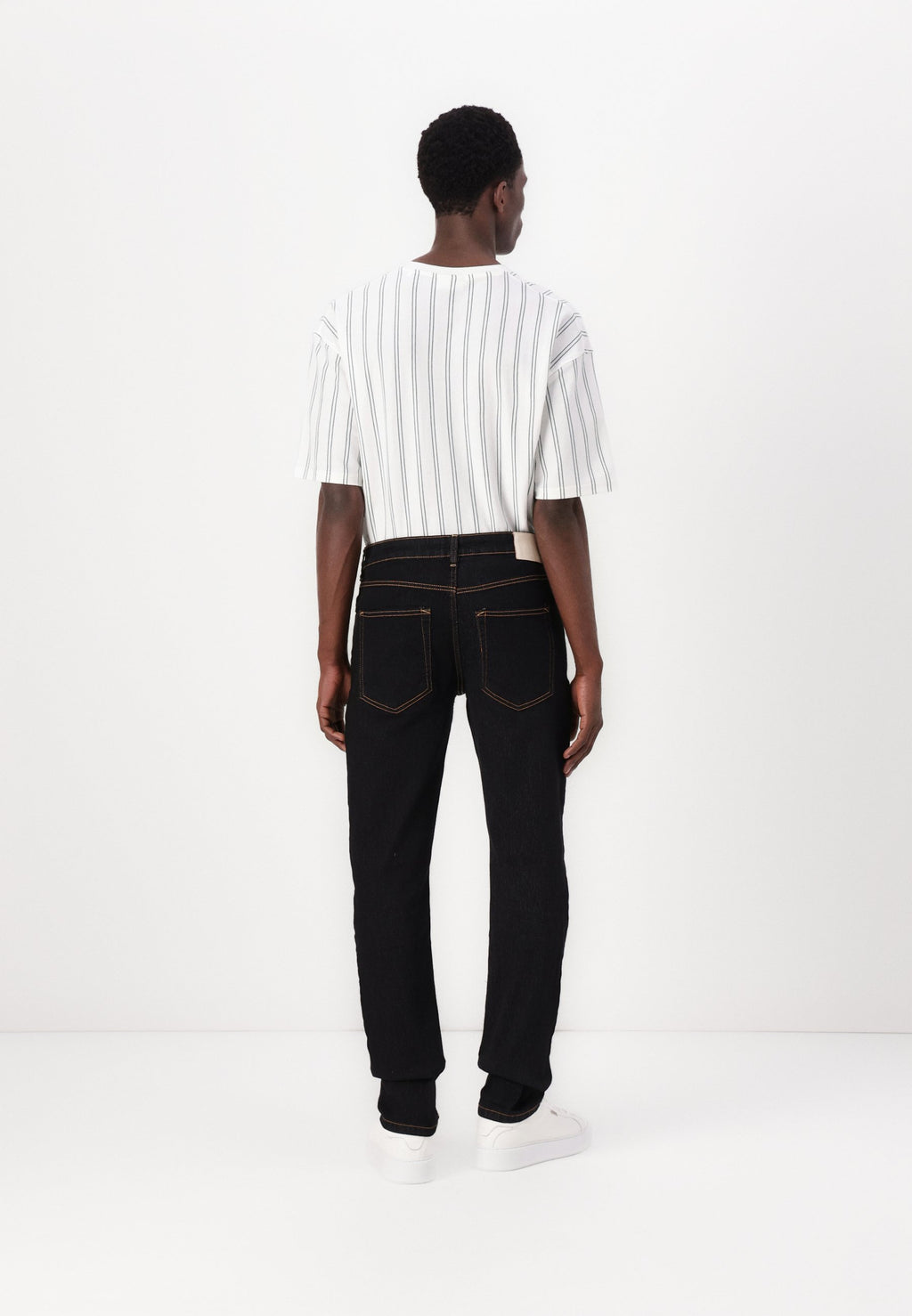 Lindbergh Jeans Slim Fit Media 4