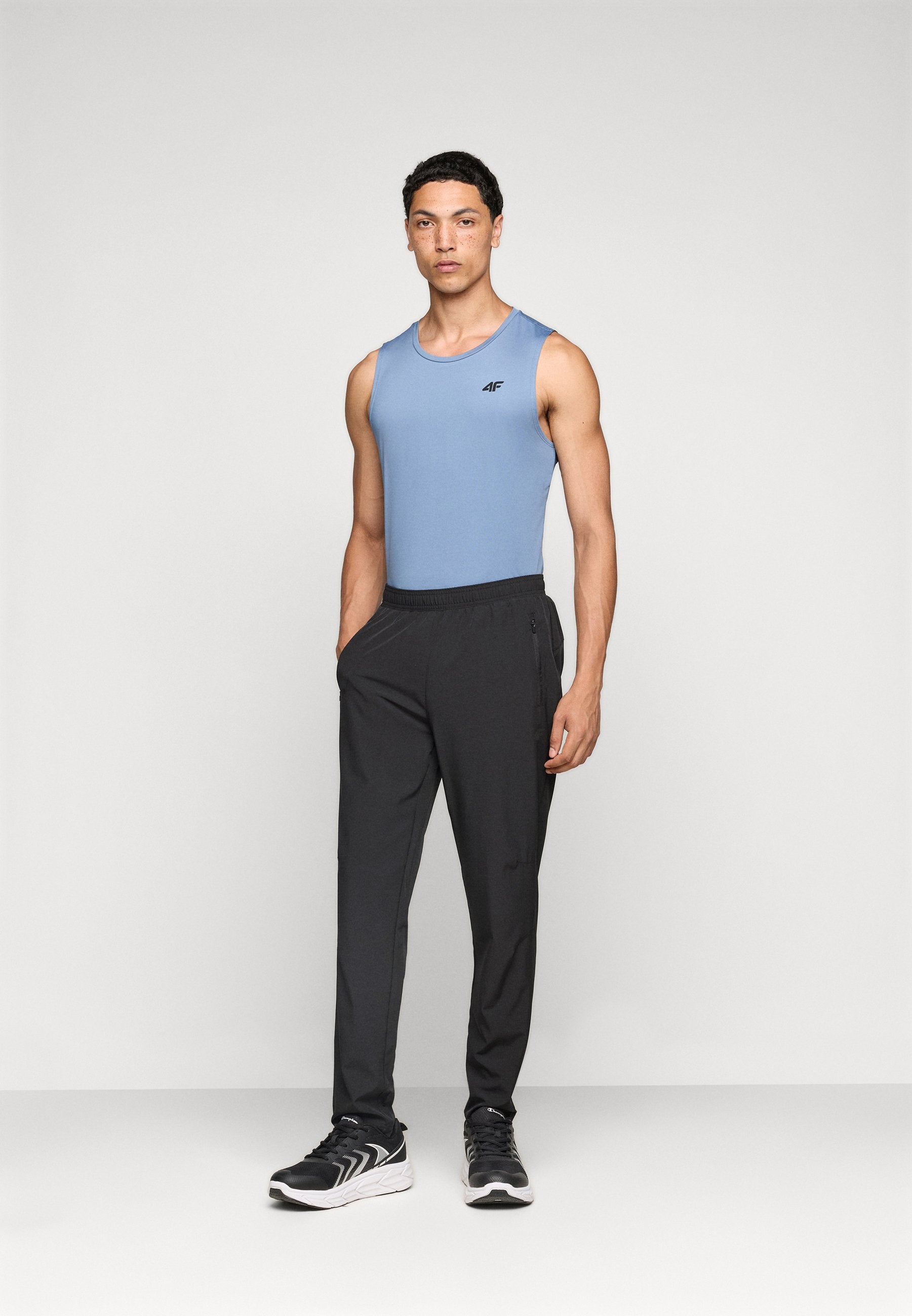 4F TROUSERS FNK