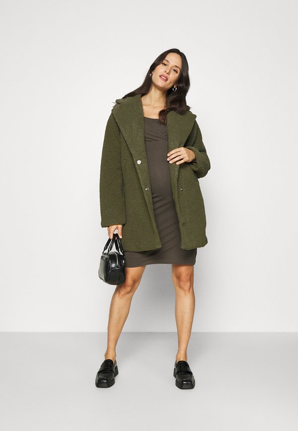 LOVE2WAIT COAT