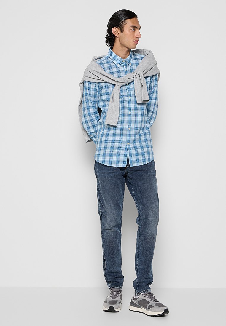 Barbour