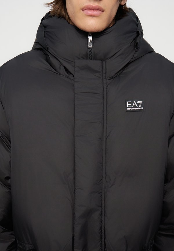 EA7 Emporio Armani