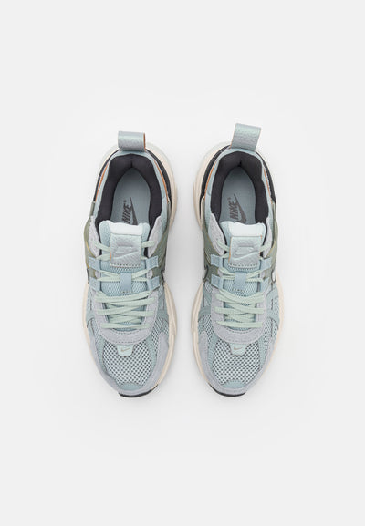 Nike Sportswear V2K RUN
