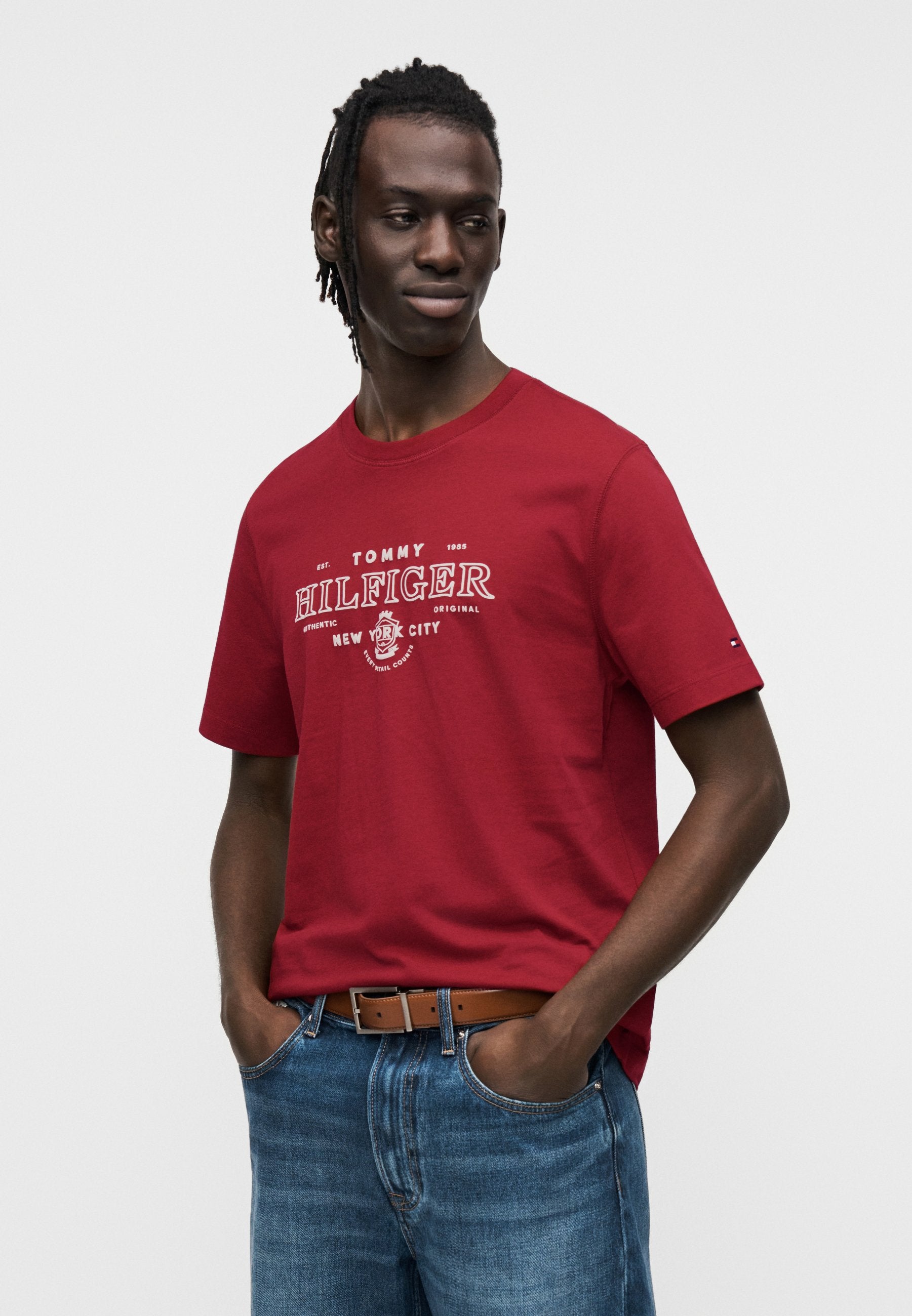 HERITAGE LOGO GRAPHIC JERSEY T-SHIRT Media 5