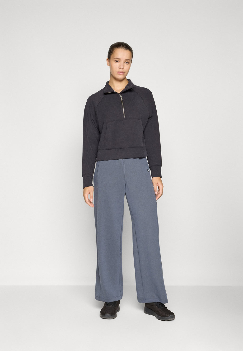 DKNY Sport HIGHLINE