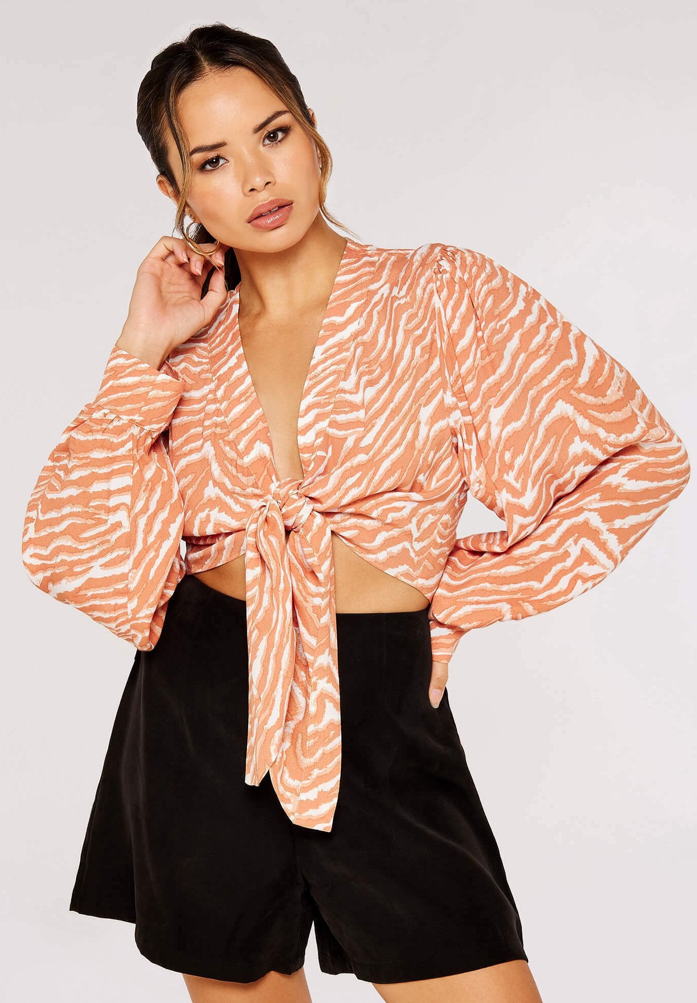 Apricot ZEBRA CROP KNOT