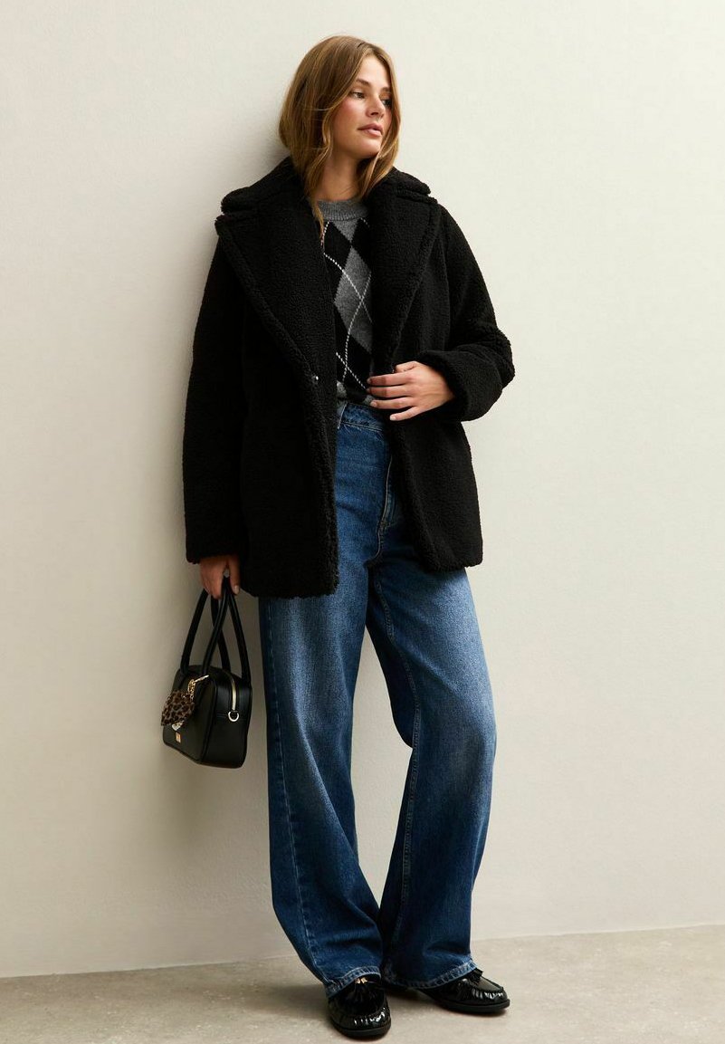 New Look COLLARED LONG SLEEVE BORG