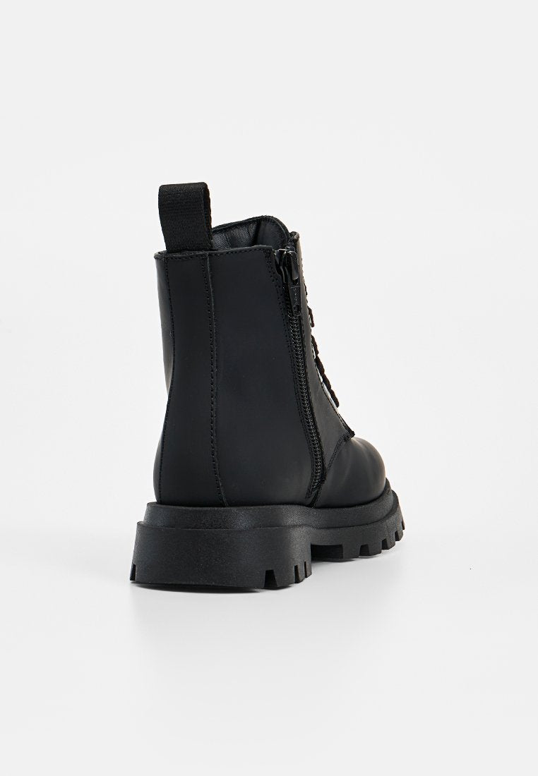 Dsquared2