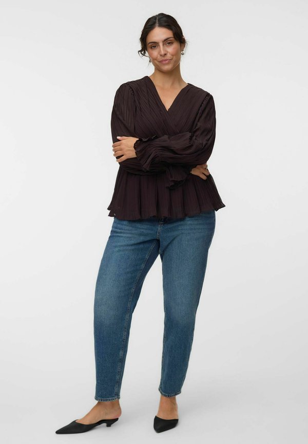 Vero Moda Curve BLOUSE VMDORA TOP - Blouse - chocolate torte