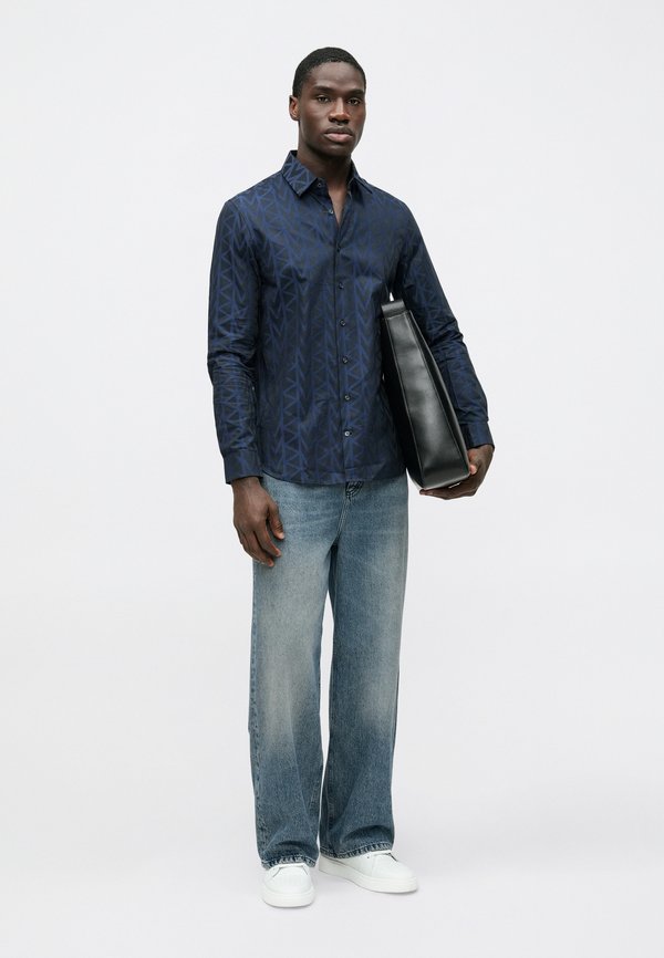Michael Kors SLIM FIT SHIRT