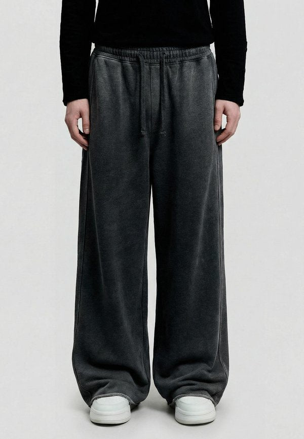 Bershka SUPER BAGGY WASHED  - Tracksuit bottoms - dark grey
