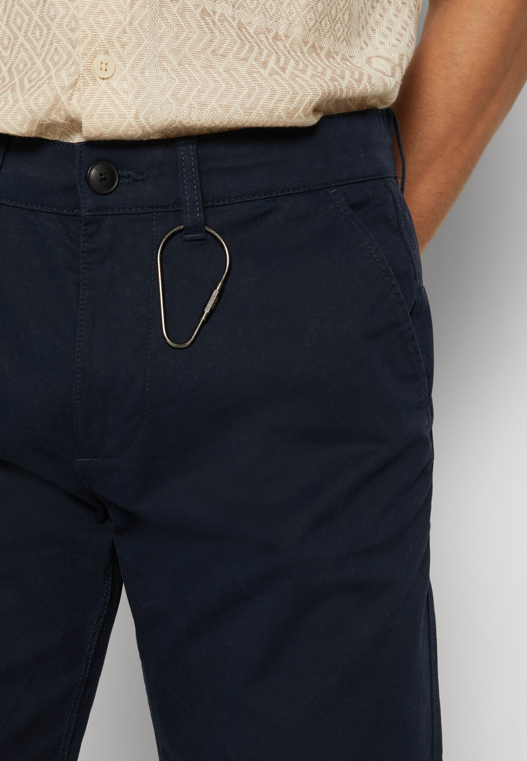 Esprit Chino Media 7