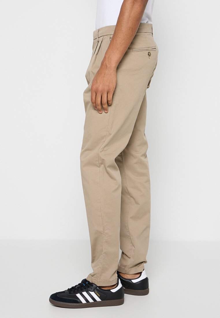 Selected SLHZ190 ADAM REGULAR FIT