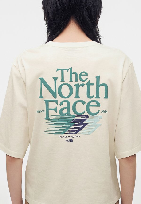The North Face RETRO TRAIL BOXY SHORT SLEEVE TEE - GRAPHIC