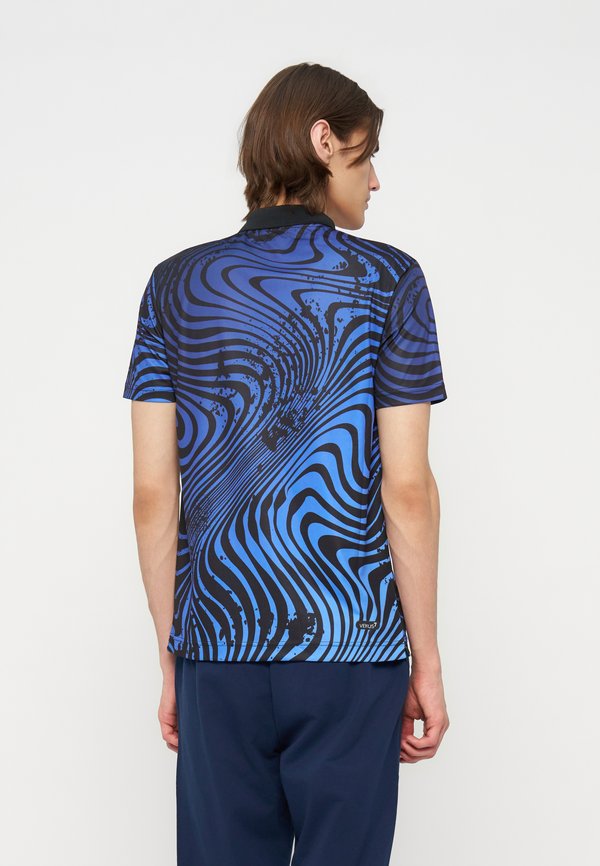 EA7 Emporio Armani