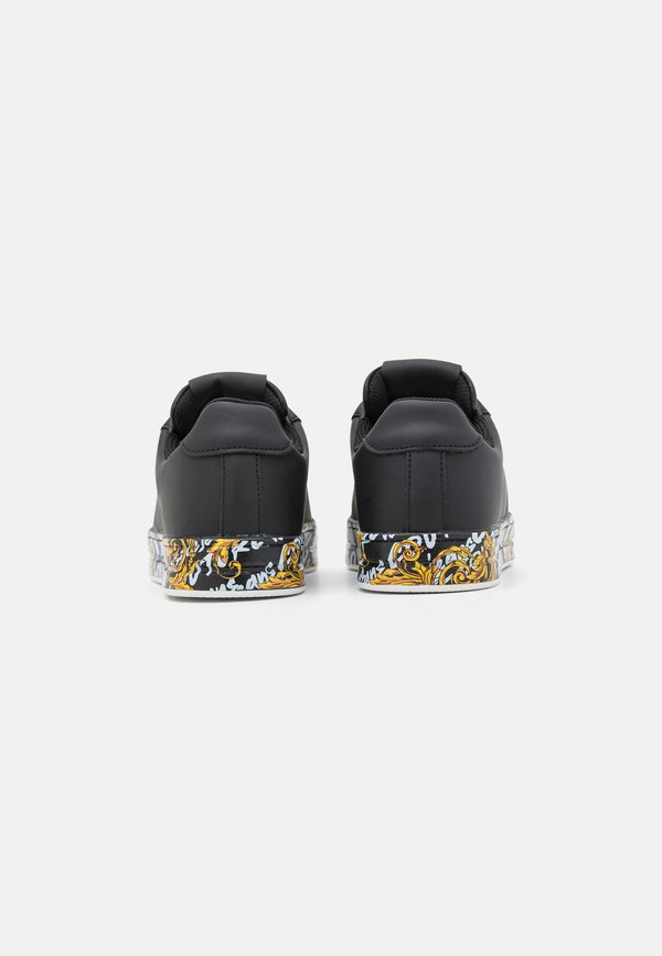 Versace Jeans Couture