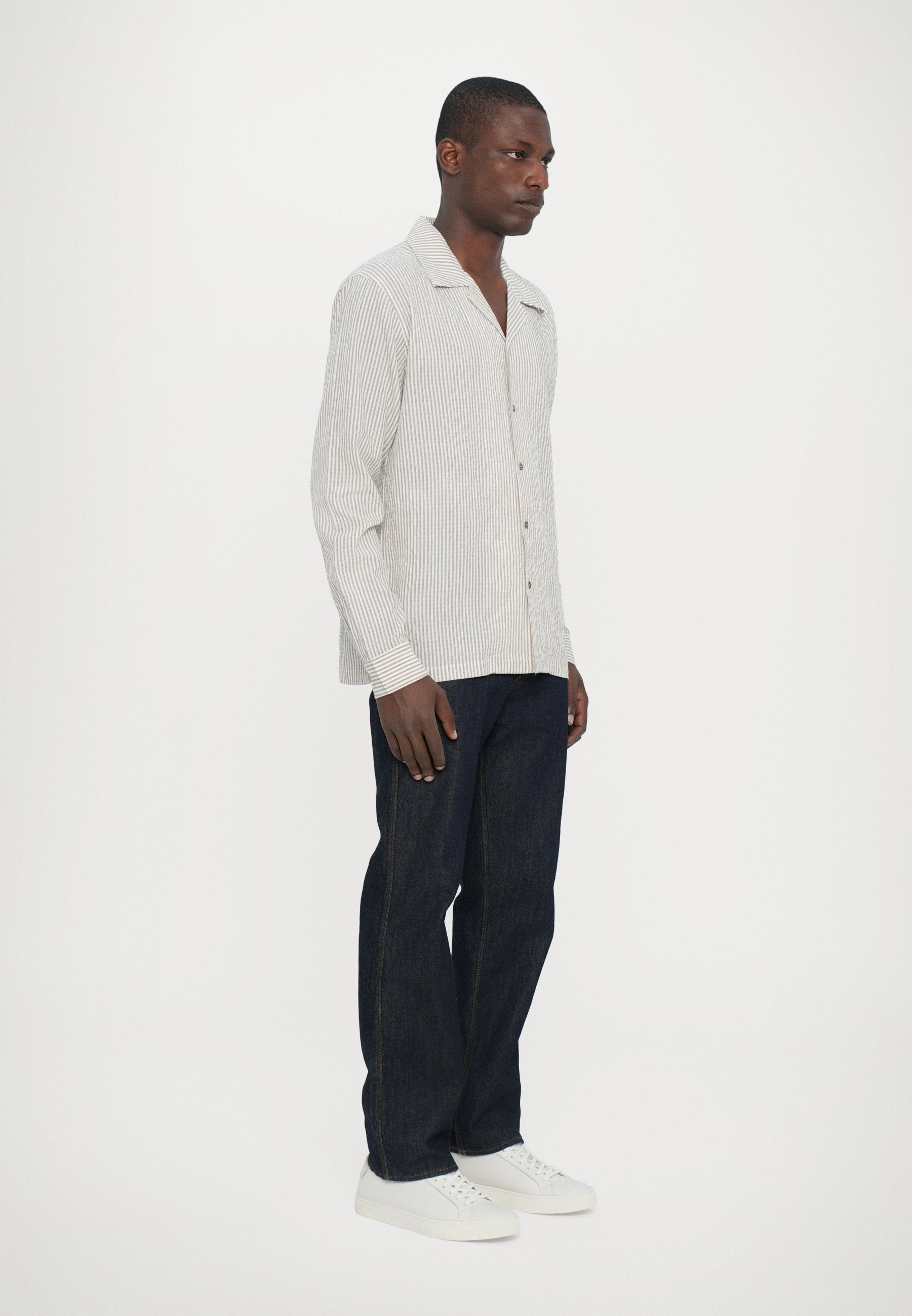Essential Collective SEERSUCKER SHIRT