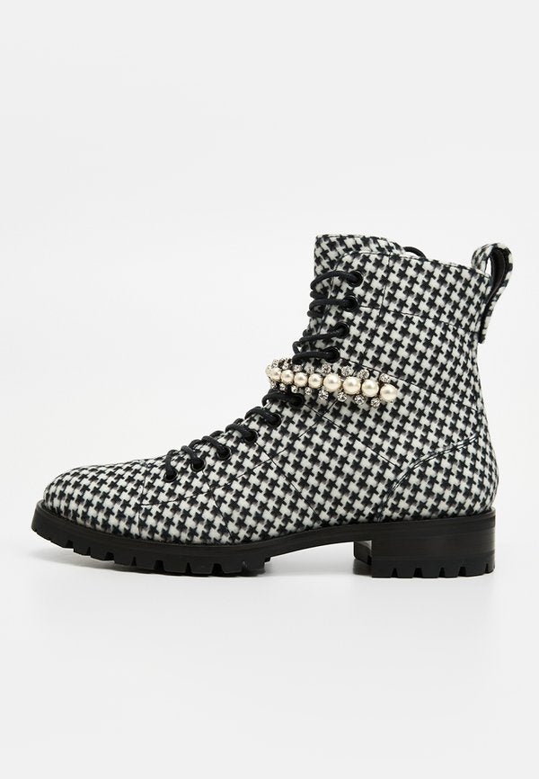 Jimmy Choo CRUZ