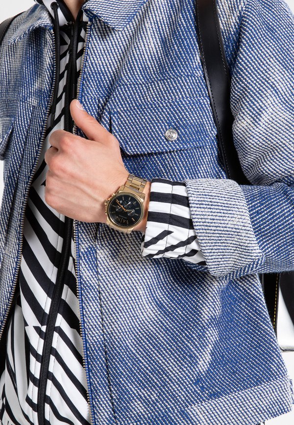 Armani Exchange