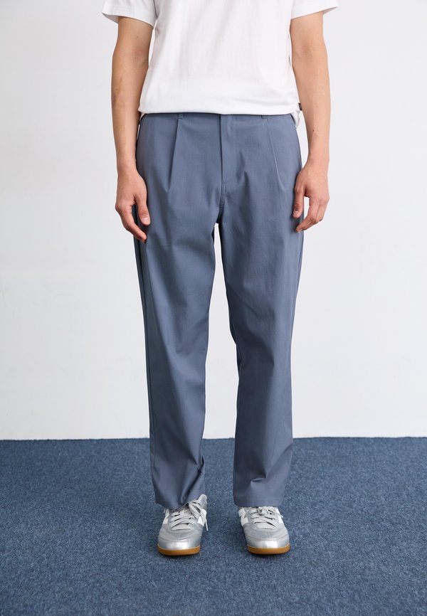 New Balance ATHLETICS RELAXED