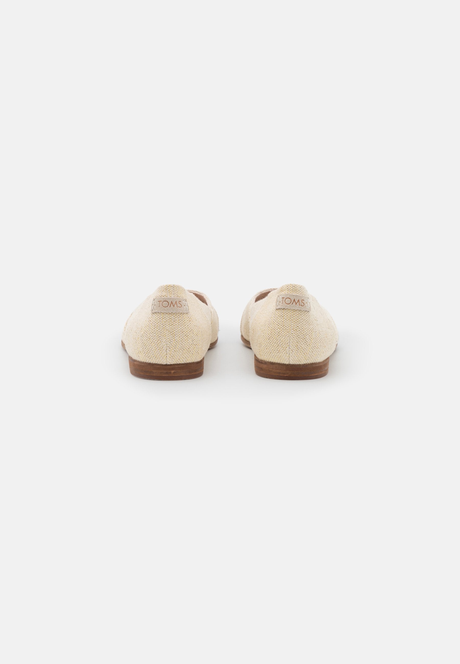 TOMS JUTTI NEAT