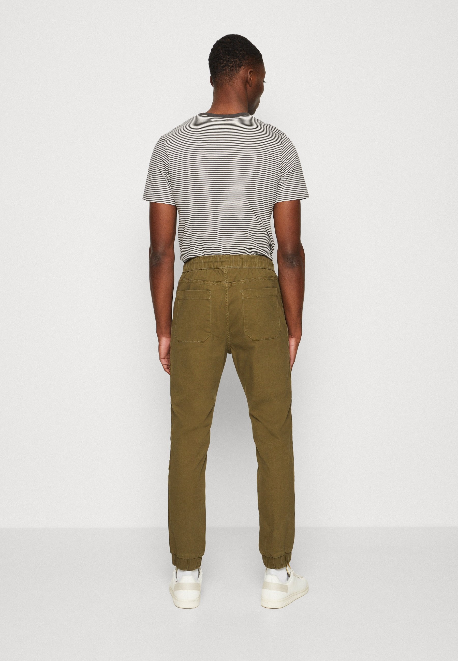Joggers ONSLINUS Tapered Fit Media 4