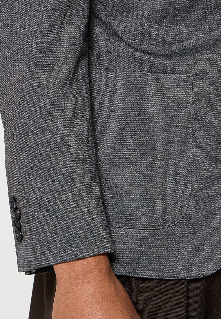 SLIM FIT Media 6