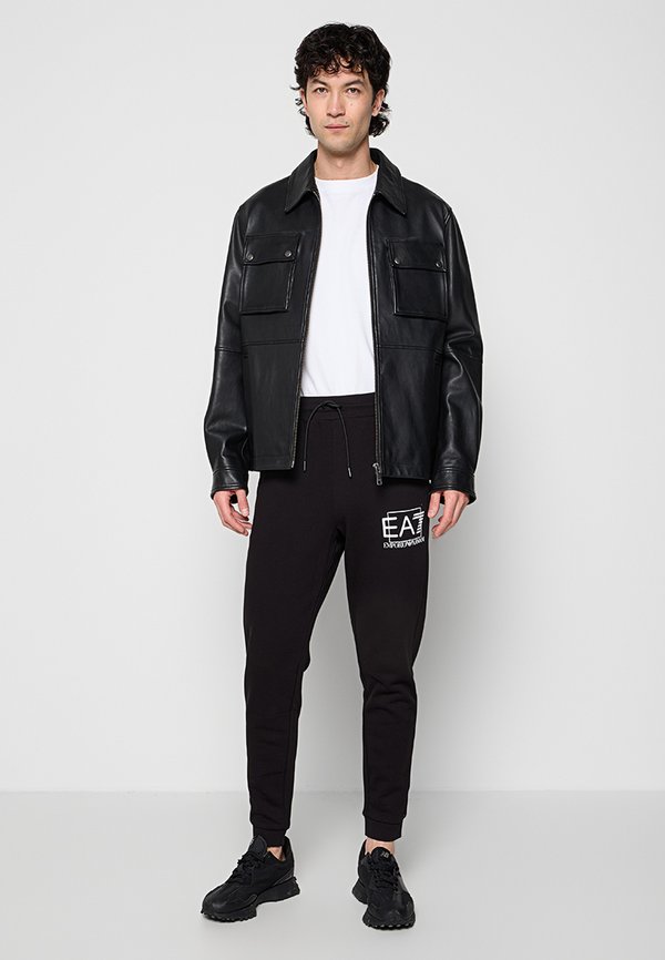 EA7 Emporio Armani