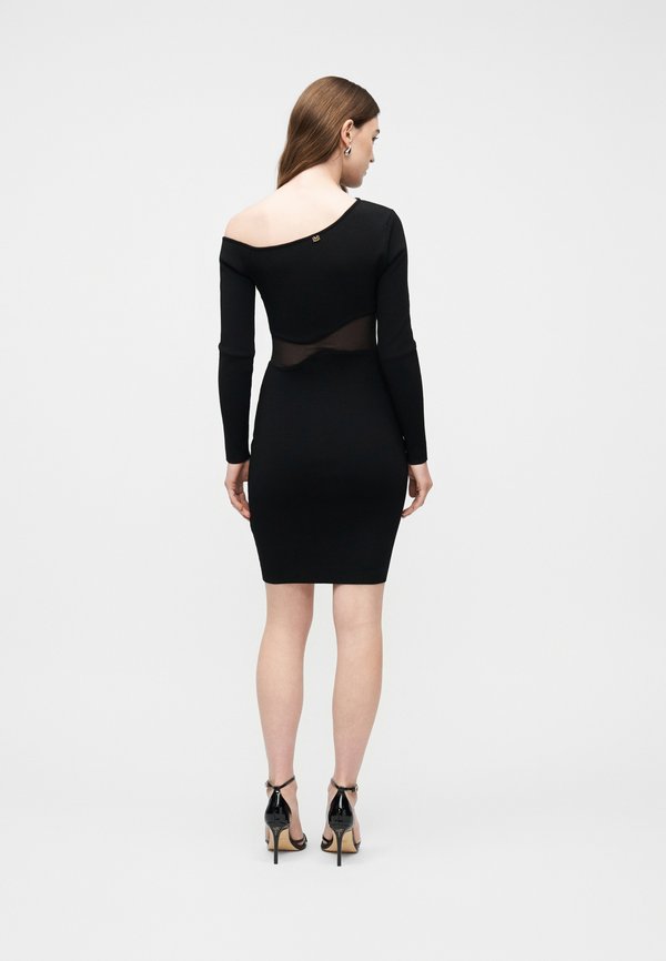 MARCIANO BY GUESS SWEATER DRESS