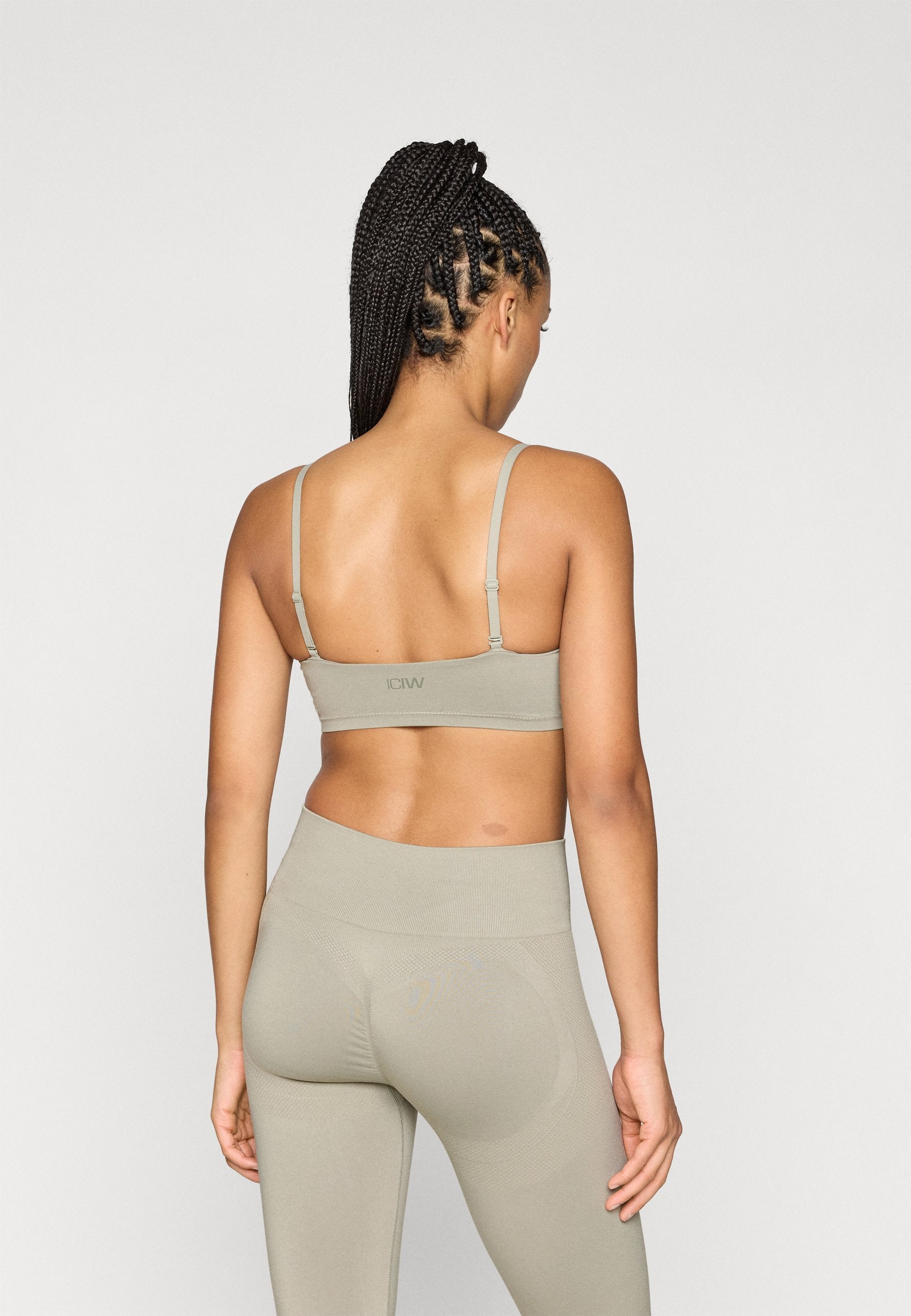 ICANIWILL SCULPT SEAMLESS BANDEAU