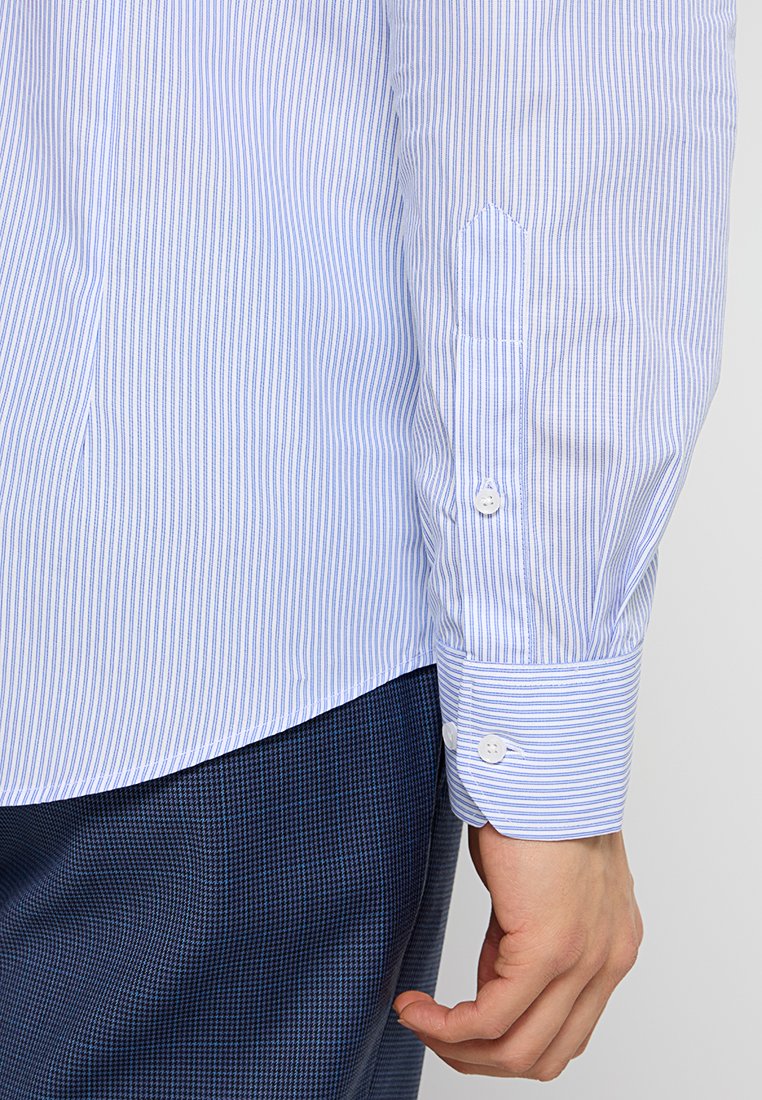 Michael Kors SLIM FIT