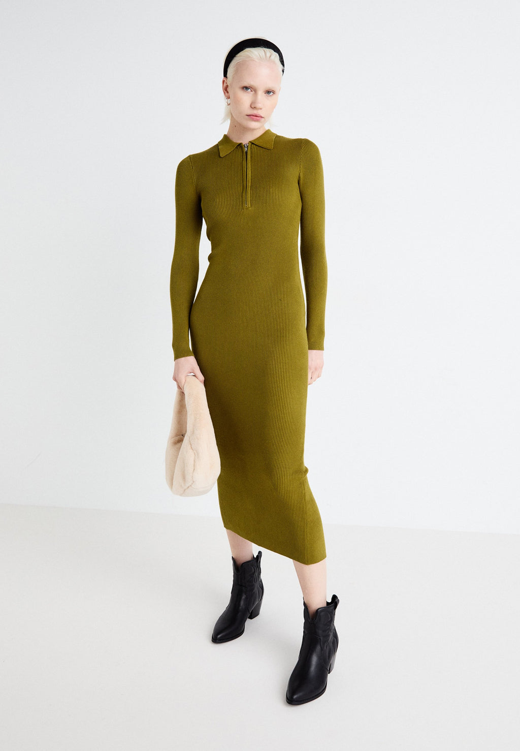 Aware VMMAITE DRESS
