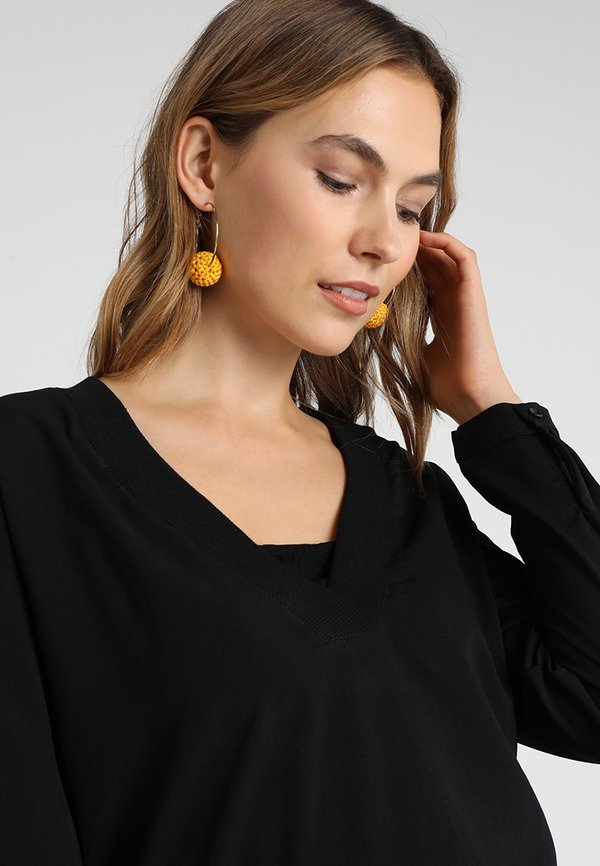 LOVE2WAIT BLOUSE NURSING V NECK