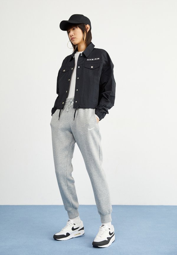 Nike Sportswear