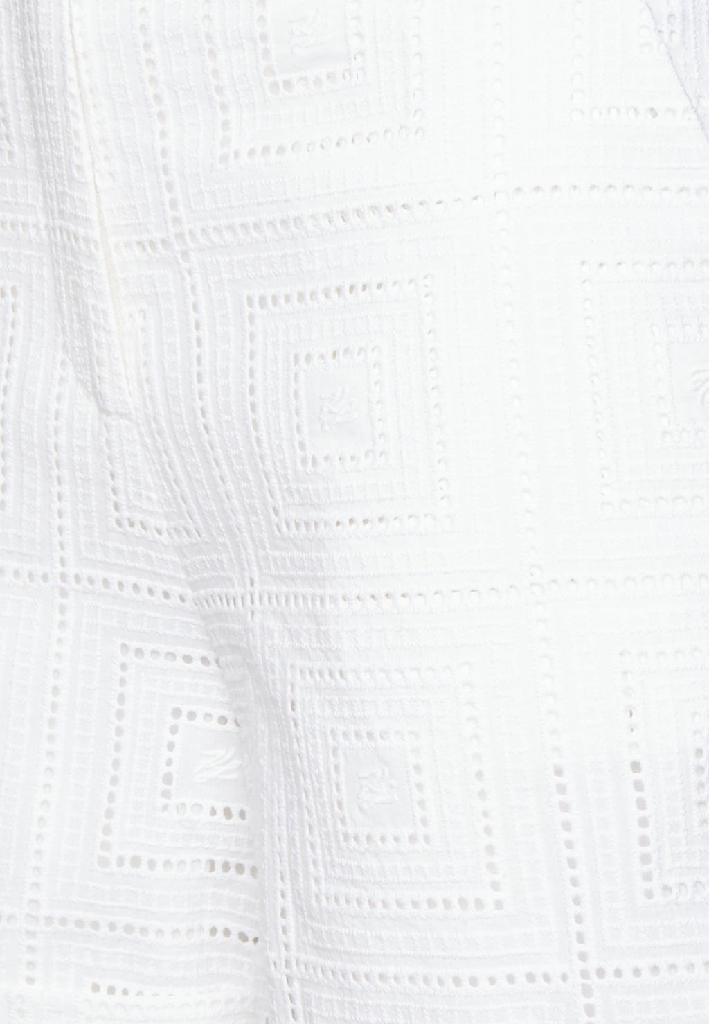 BRODERIE ANGLAISE Media 3
