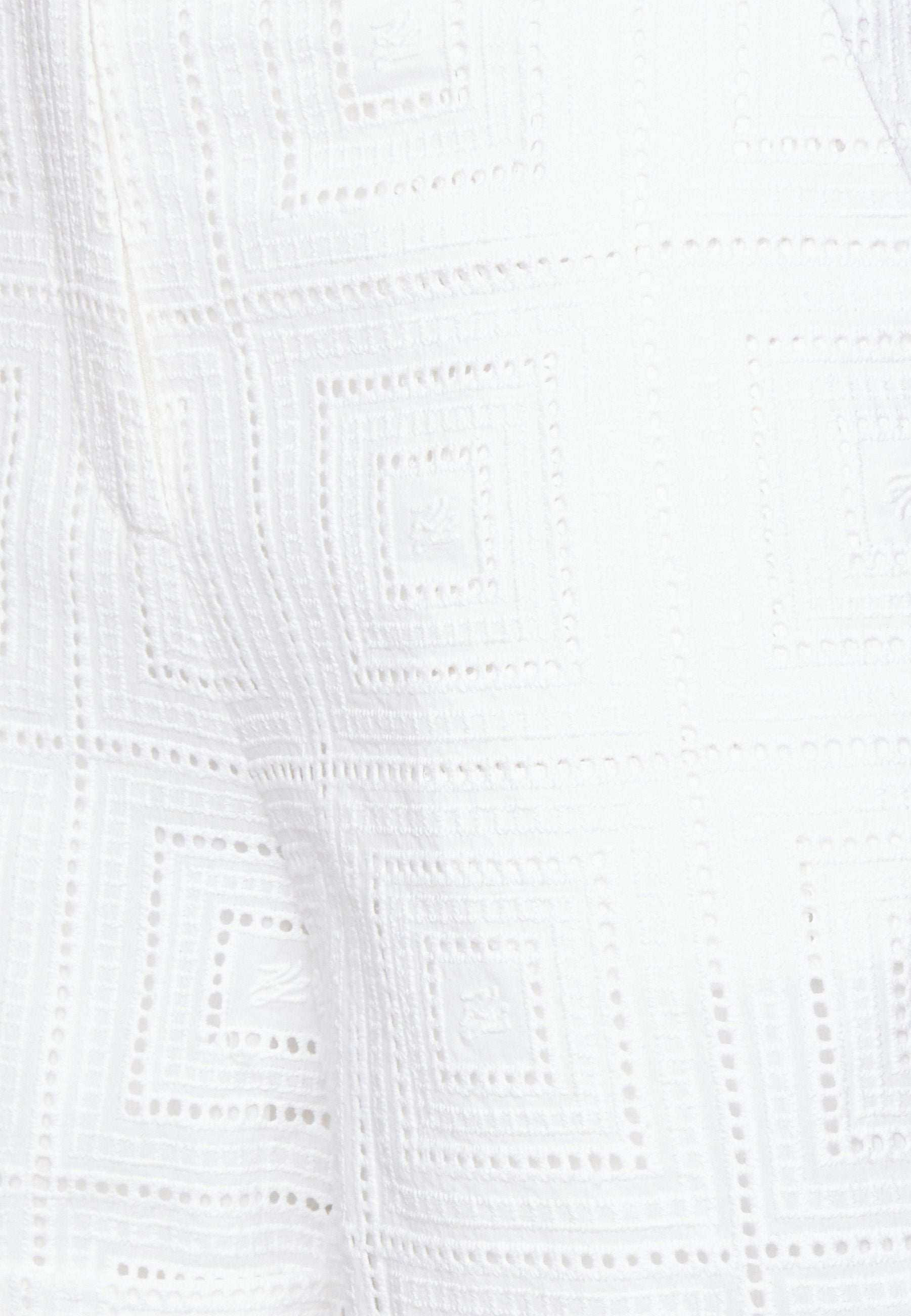 BRODERIE ANGLAISE Media 3
