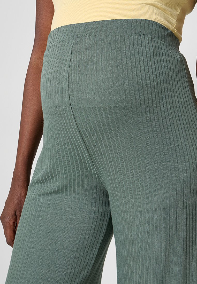 MAMALICIOUS MLTRINNY