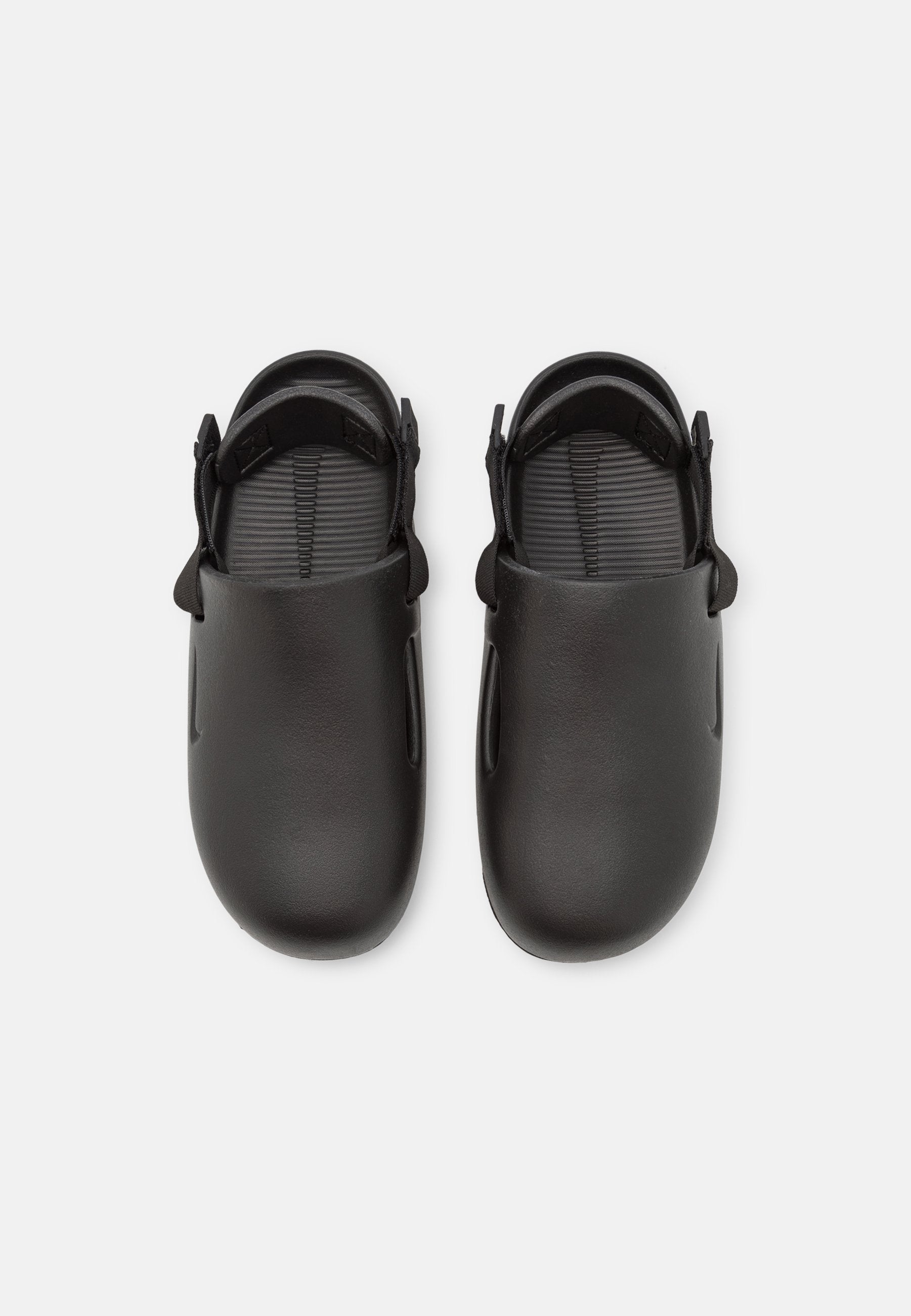 Nike Sportswear CALM